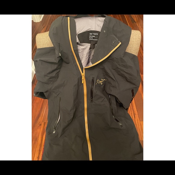 (SOLD) Arc'teryx Sidewinder Jacket (Gore-Tex Shell) 24k Black XL (Mens) - Picture 2 of 16